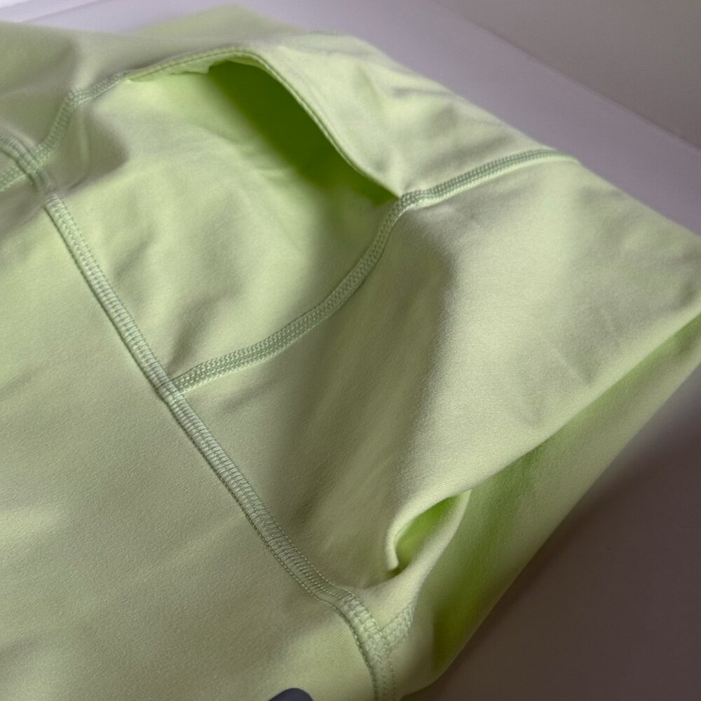 FIGS High Waisted Biker Shorts, Neon Green with Pockets Size M - Picture 6 of 6
